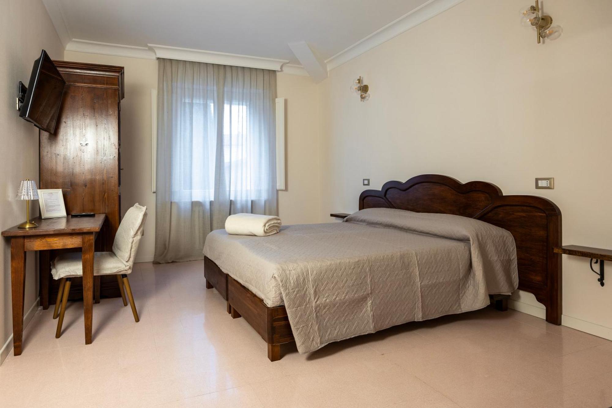 Palazzo Gessi Room And Breakfast 보르기 외부 사진