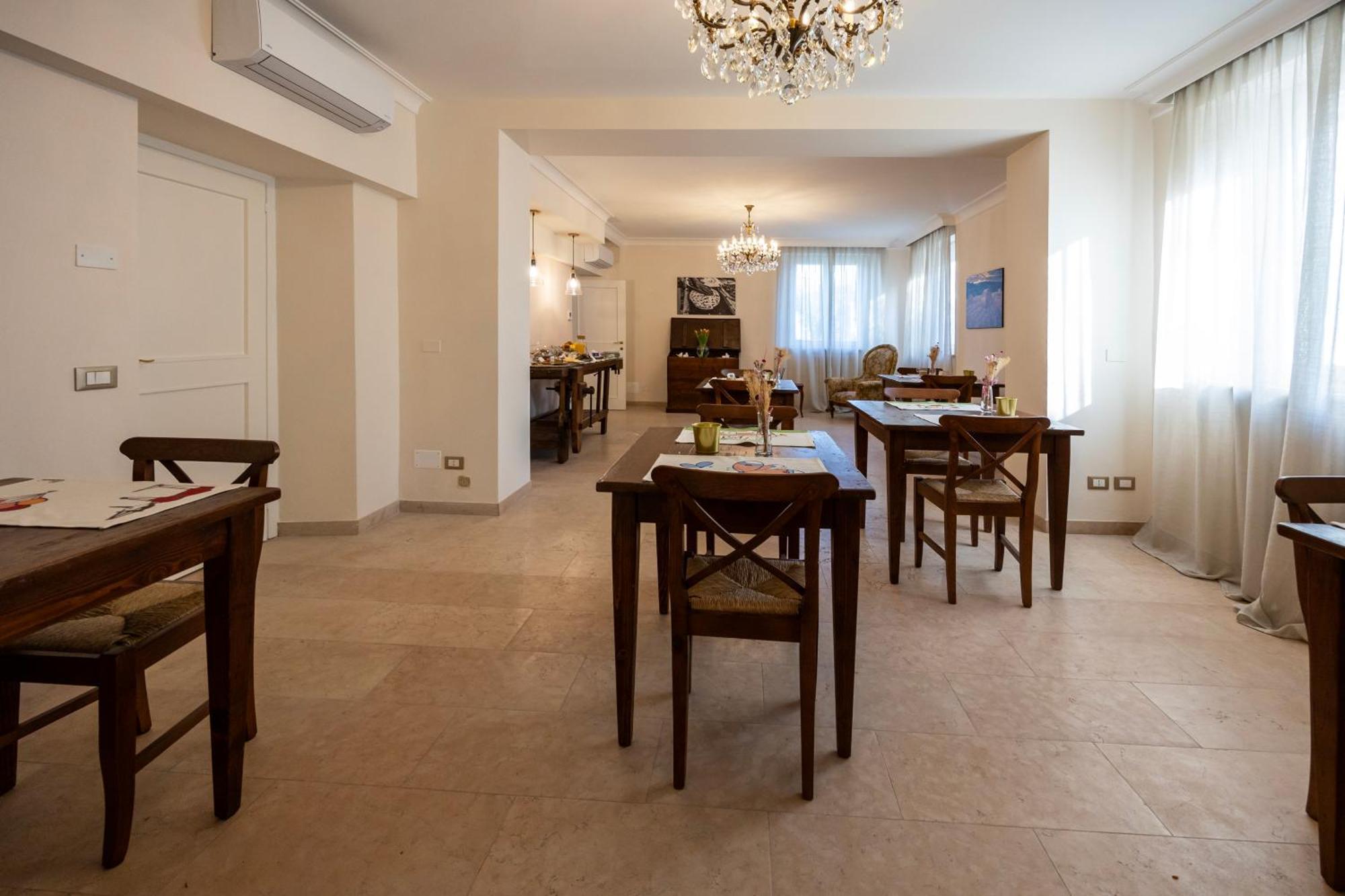 Palazzo Gessi Room And Breakfast 보르기 외부 사진