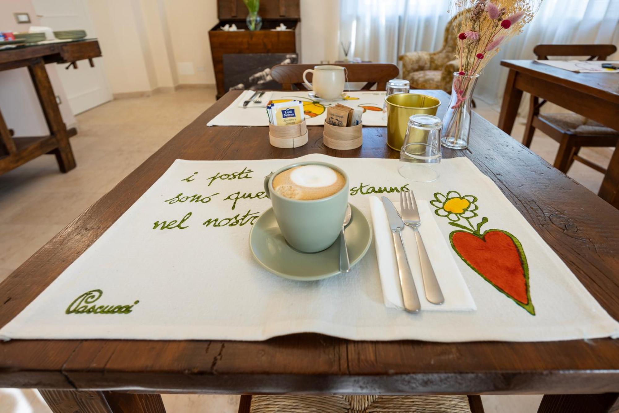 Palazzo Gessi Room And Breakfast 보르기 외부 사진