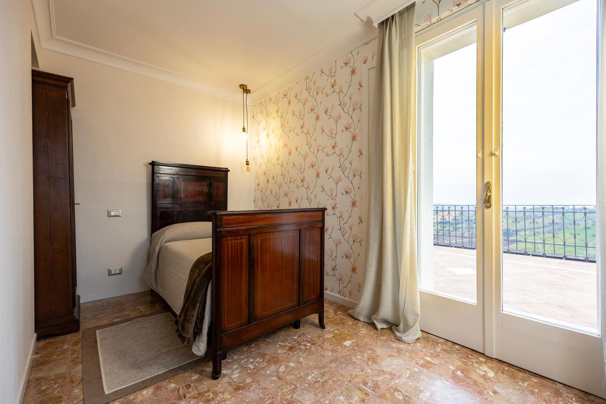 Palazzo Gessi Room And Breakfast 보르기 외부 사진